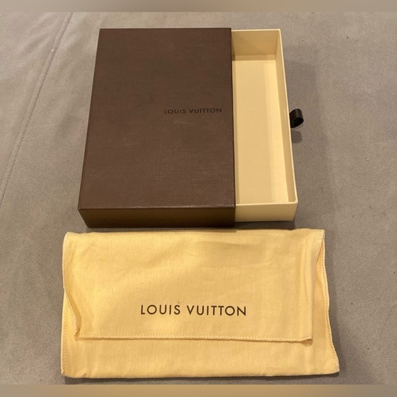 Louis Vuitton Dust Bag & Wallet Box - Picture 4 of 7